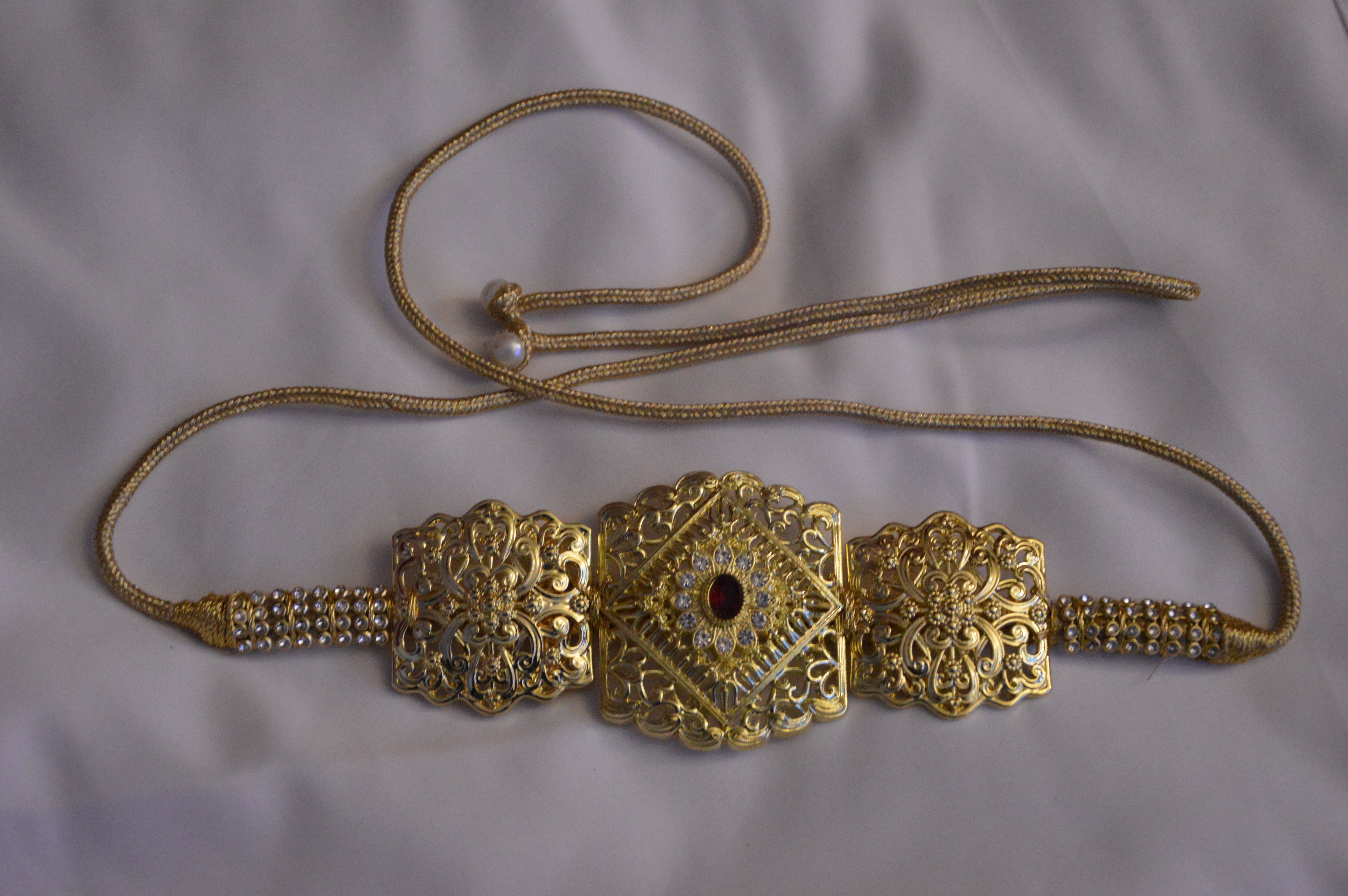 Ceinture Enfant Pierre Rouge - Accessoire Marocain de Luxe