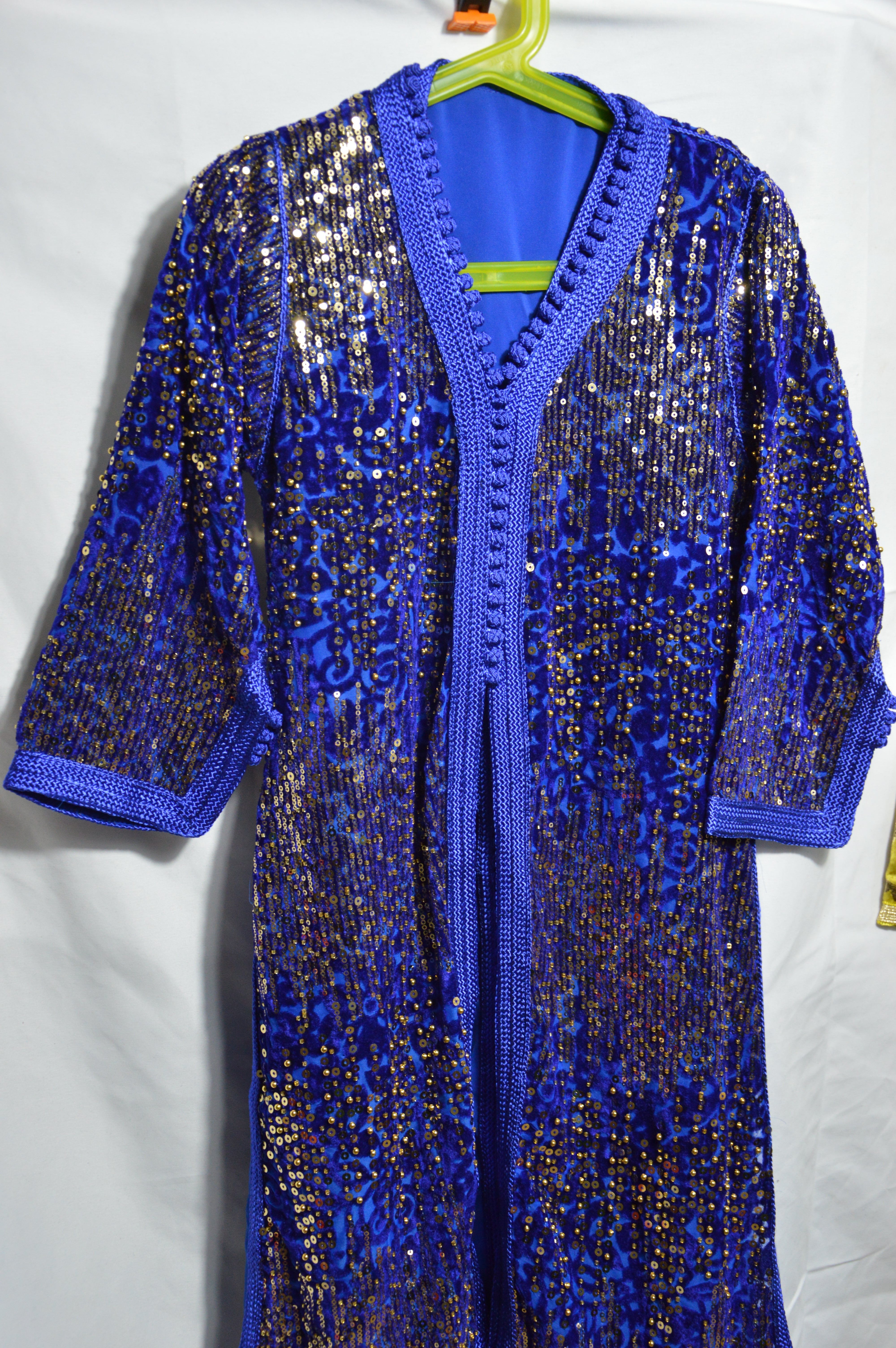 Takchita Enfant Sequins Bleu - Éclat et Élégance Marocaine