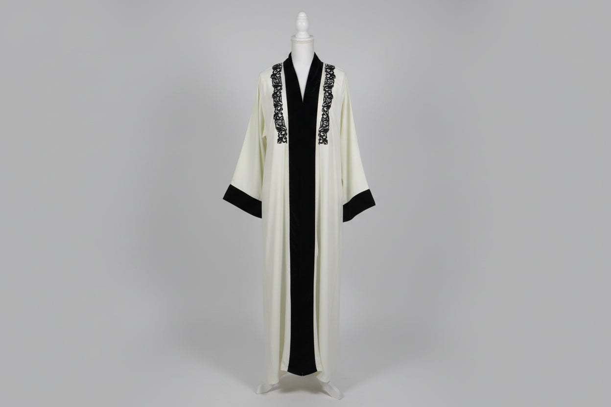 Veste Kimono Blanche Broderies Noires