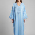 Gandoura Johara Bleu & Or – Joyau Marocain & Éclat Royal