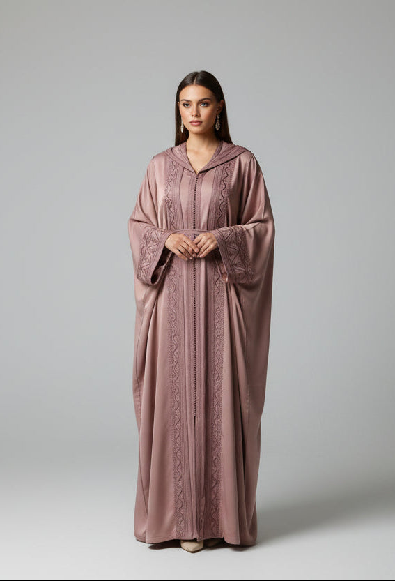 Kimono Premium Rose – Fluidité, Féminité & Luxe Oriental