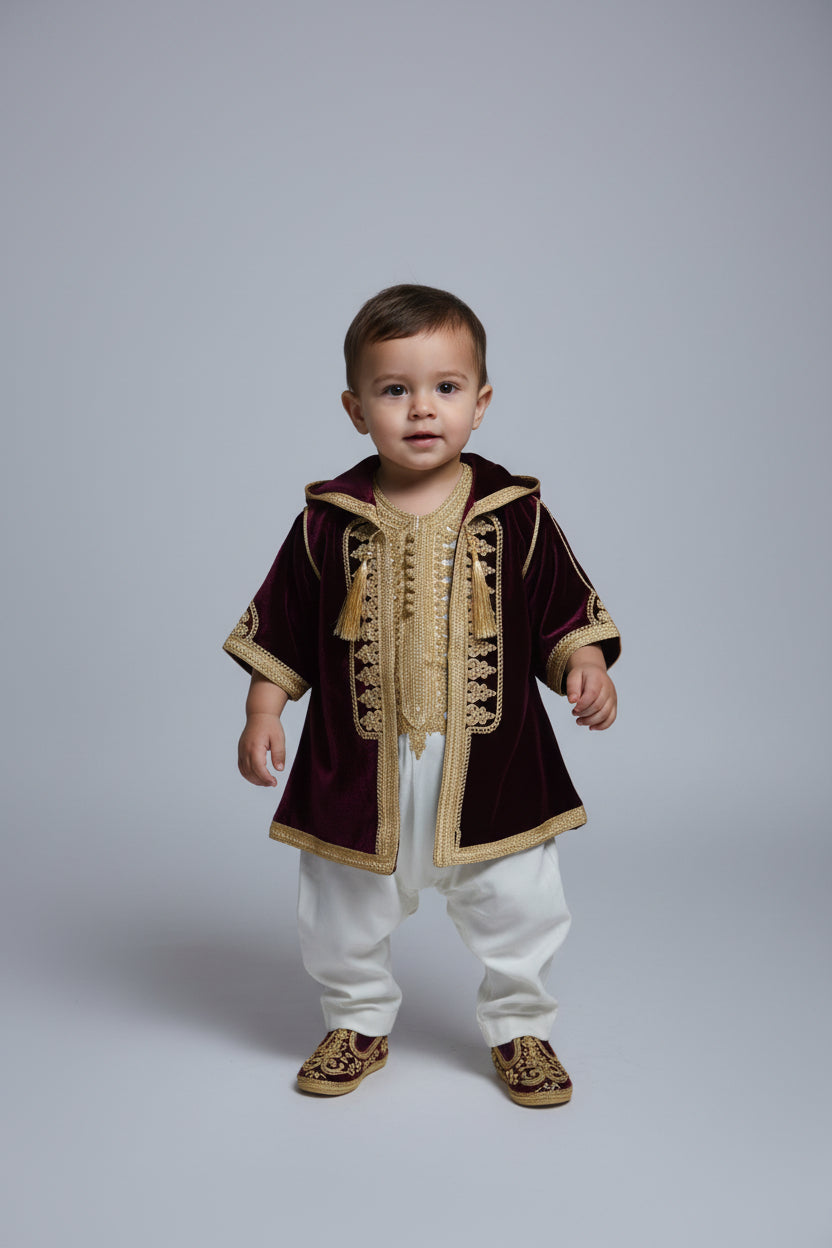 Grenouillère Bébé Luxe Satin Blanc & Cape Velours Bordeaux Brodé Or