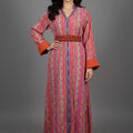 CAFTAN SARI ROSE & ORANGÉ – MOTIFS CACHEMIRE