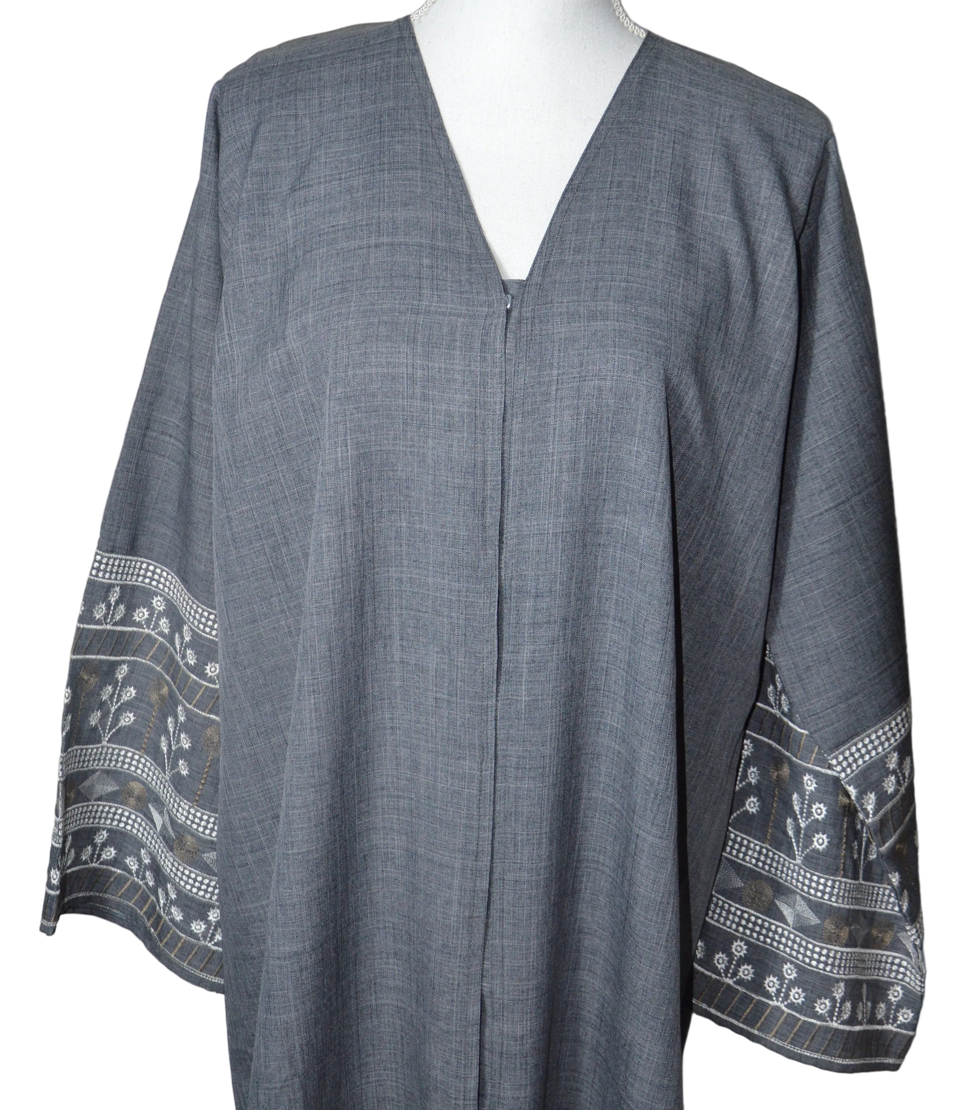 Abaya Emiratie Gris Chine avec Foulard Assorti - Ensemble Luxe