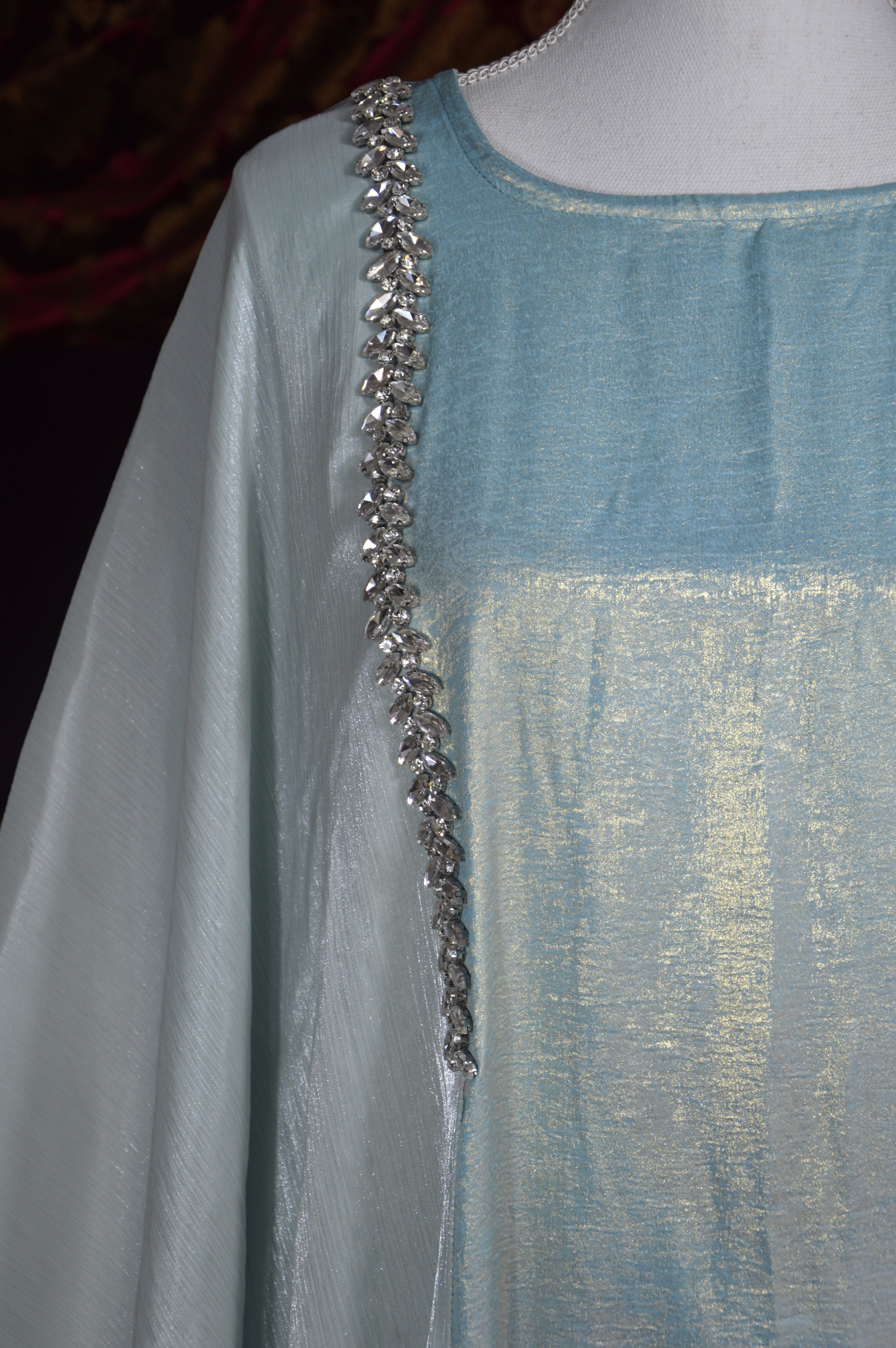 Abaya Bleu Satinée Perlée